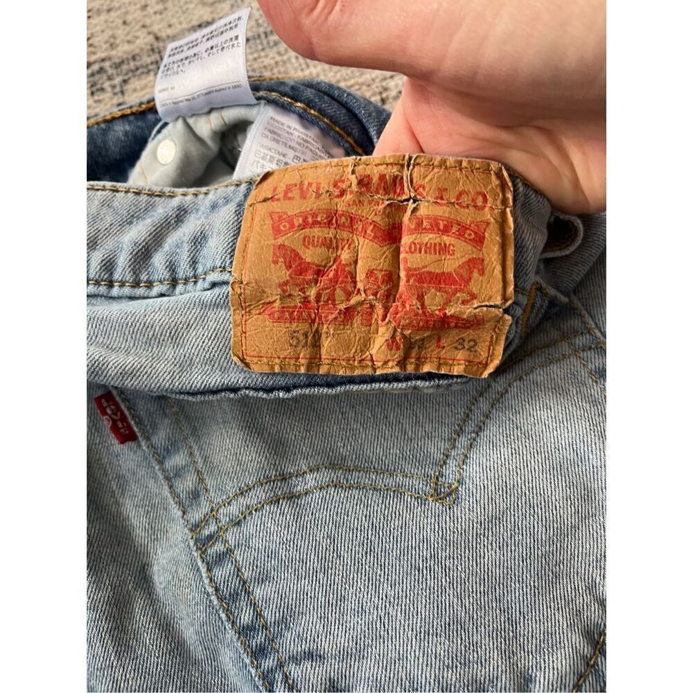 Levi’s Men’s Distressed Jeans - Picture 9 of 9